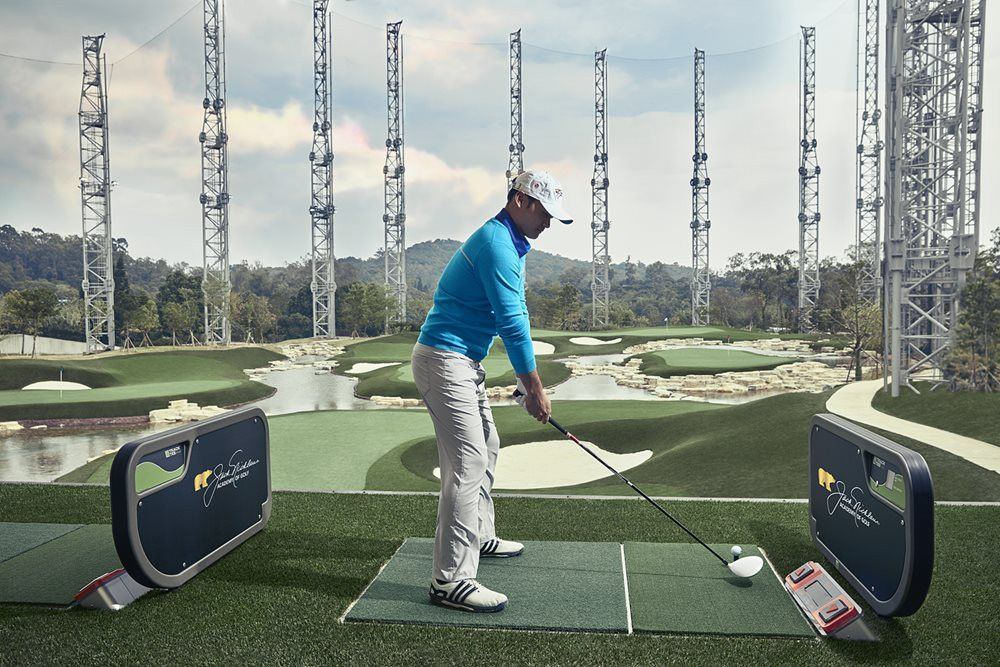 Vancouver Golfer on synthetic grass tee box