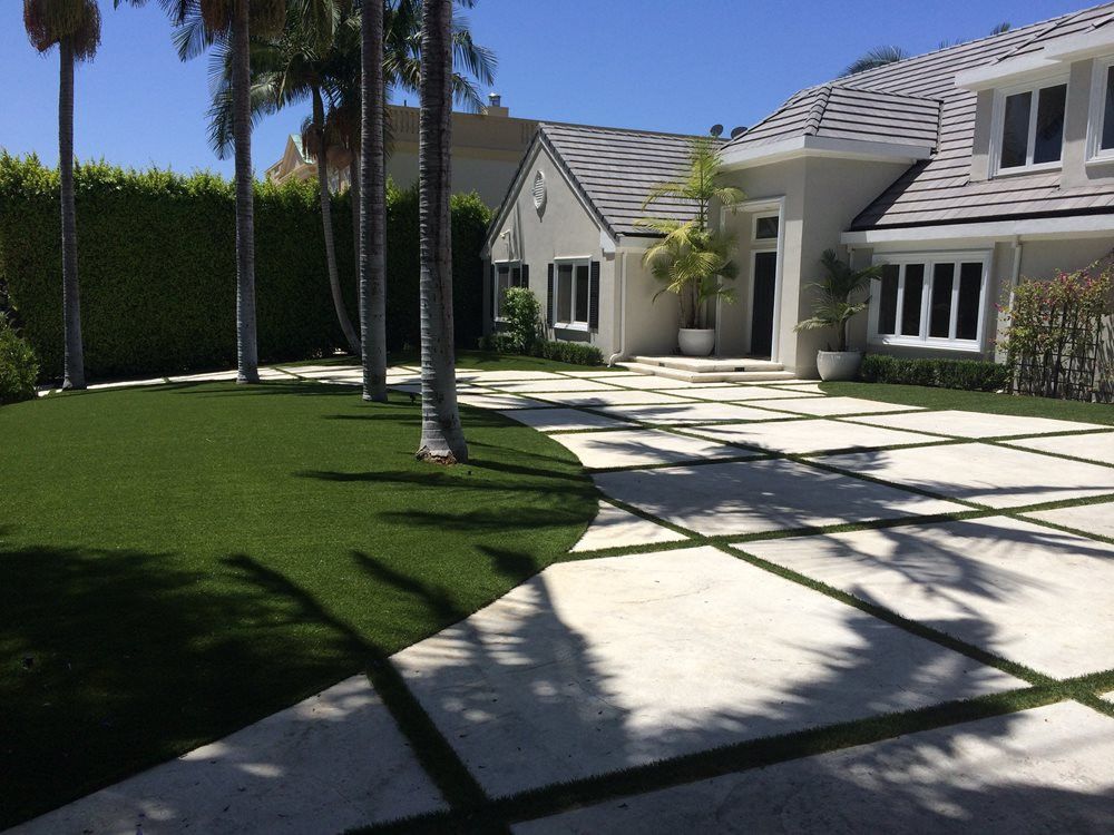 Vancouver artificial grass landscaping