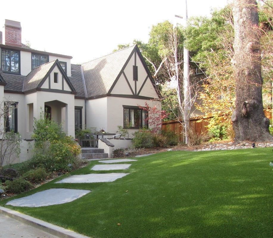 Vancouver synthetic grass landscaping